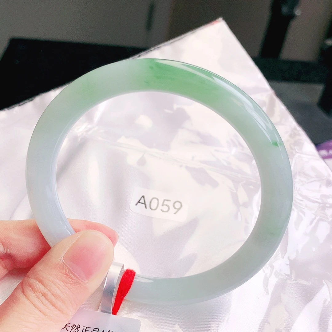 翡翠未镶嵌手镯缅甸天然a货翡翠手镯