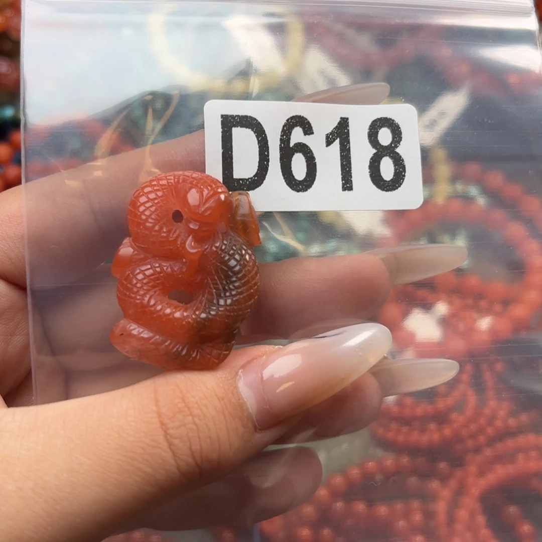 南红玛瑙未镶嵌珠宝奇石