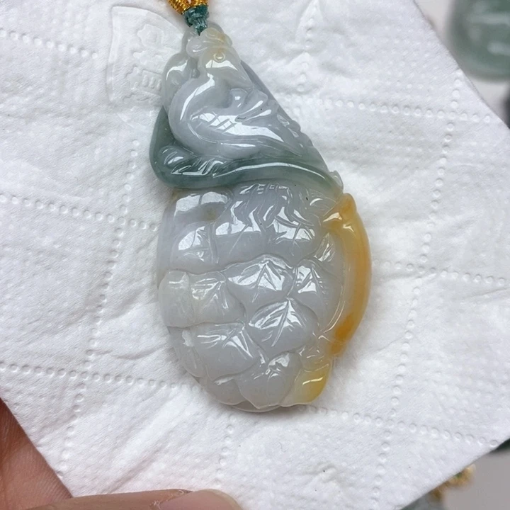 翡翠未镶嵌颈饰56号