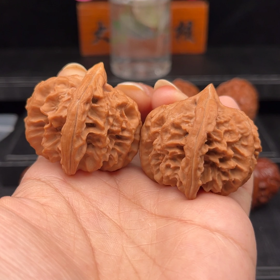 【闪购商品】文玩核桃吊坠精配大龙