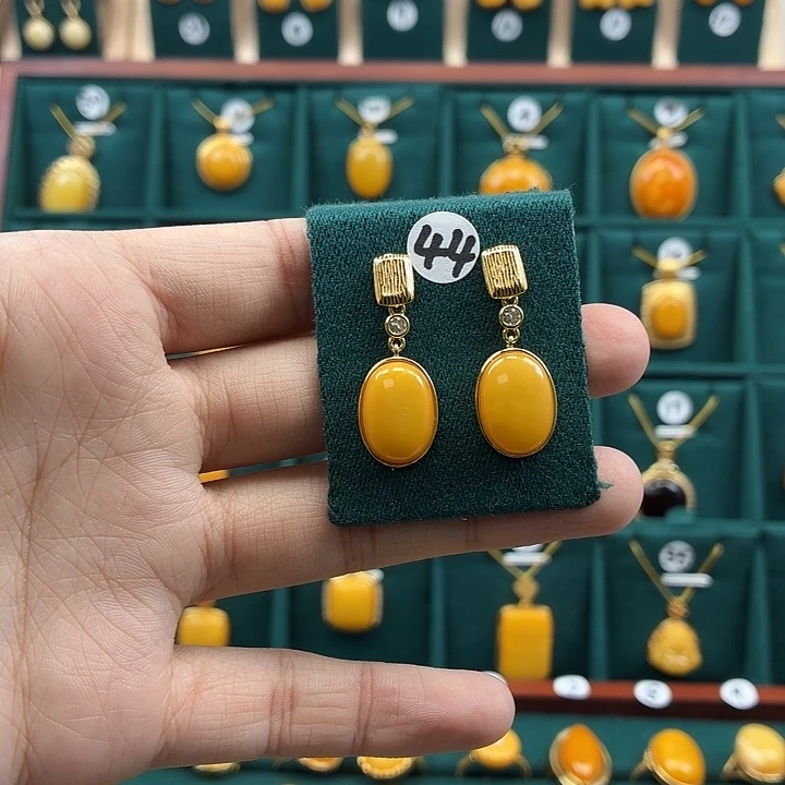 琥珀银S925镶嵌耳饰