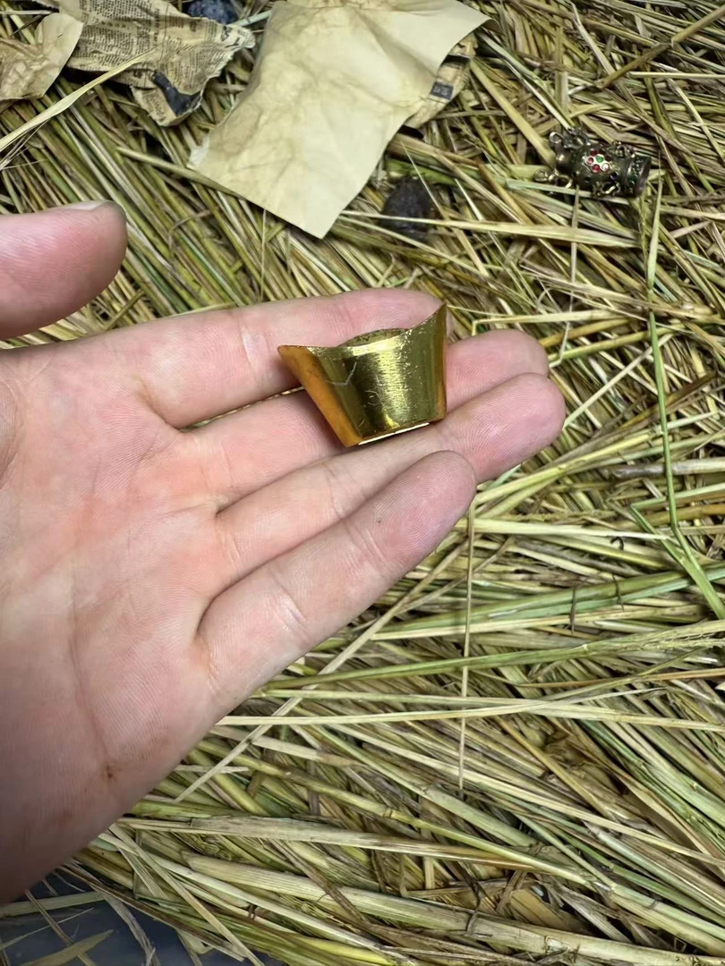 家居饰品     GD0013    流水摆件工艺品