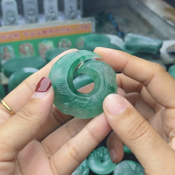 定制石英质玉未镶嵌红*儿