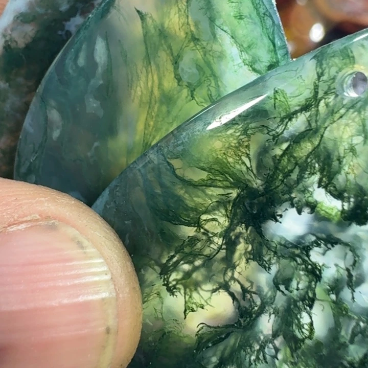 玉***身玛瑙/玉髓未镶嵌颈饰