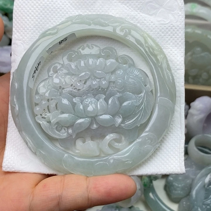 翡翠未镶嵌手镯58荷叶鱼202