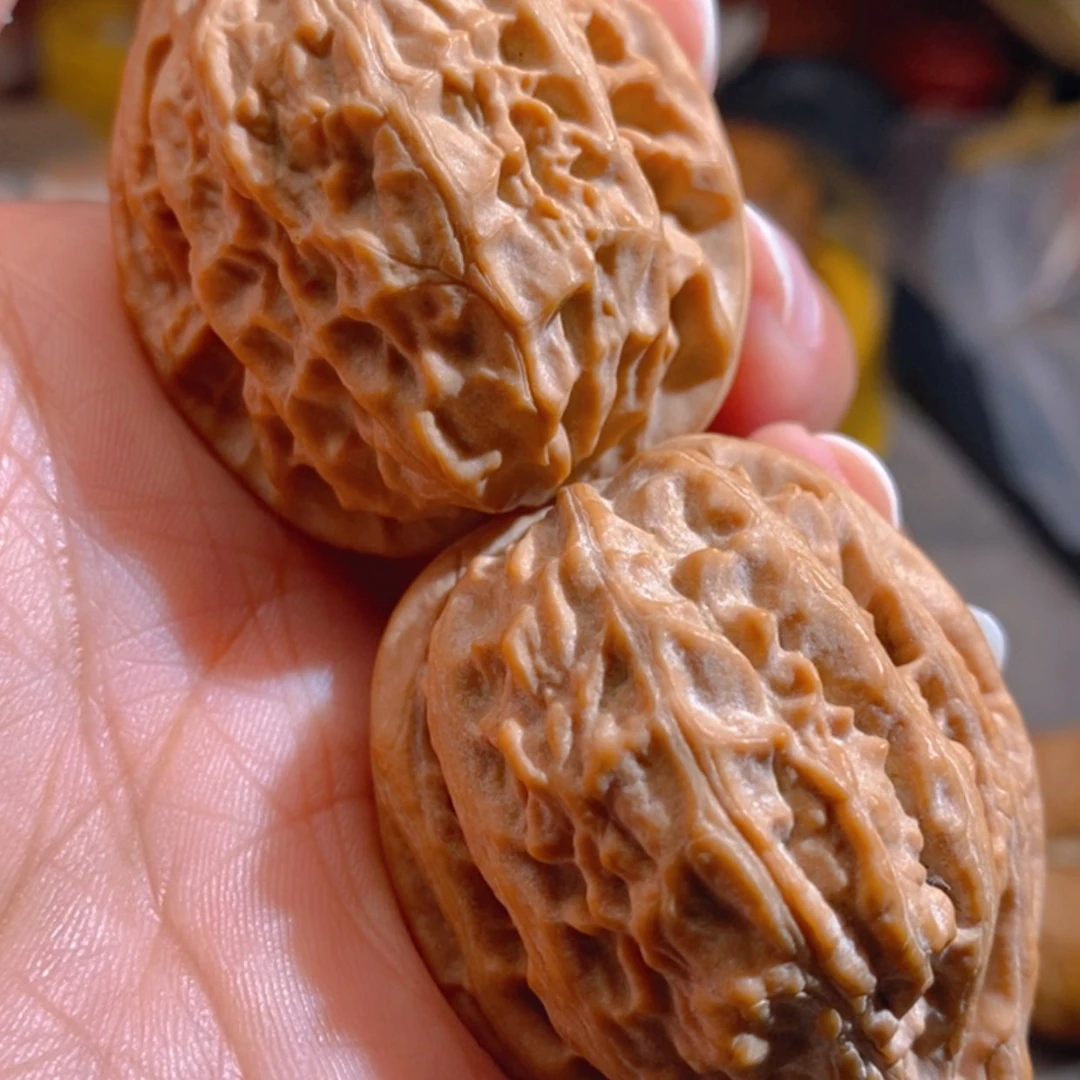 【闪购商品】吊坠文玩核桃?****！瓷瓶