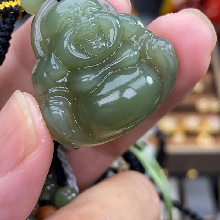 玖***轩和田玉未镶嵌颈饰