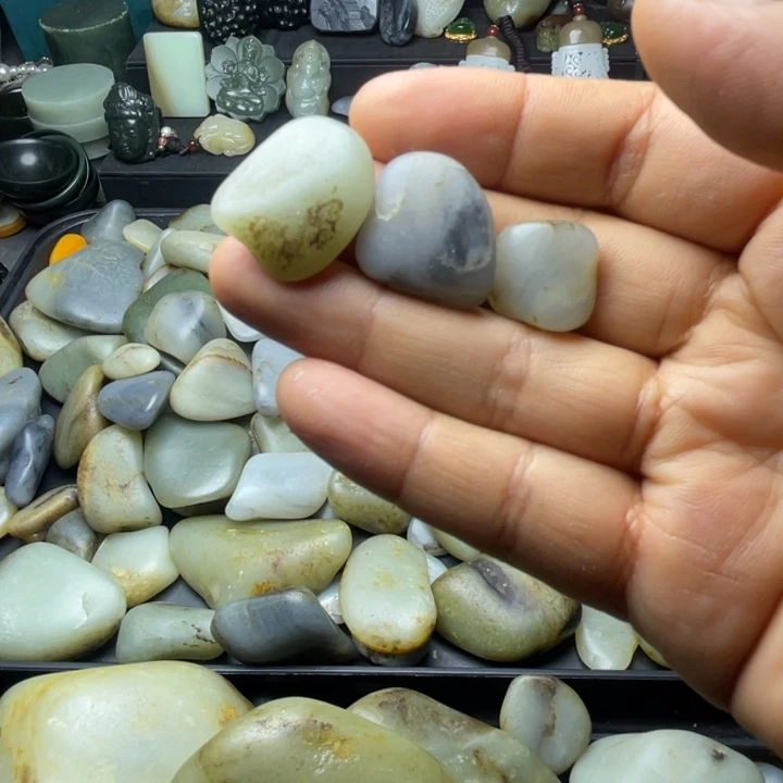未镶嵌和田玉珠宝半成品