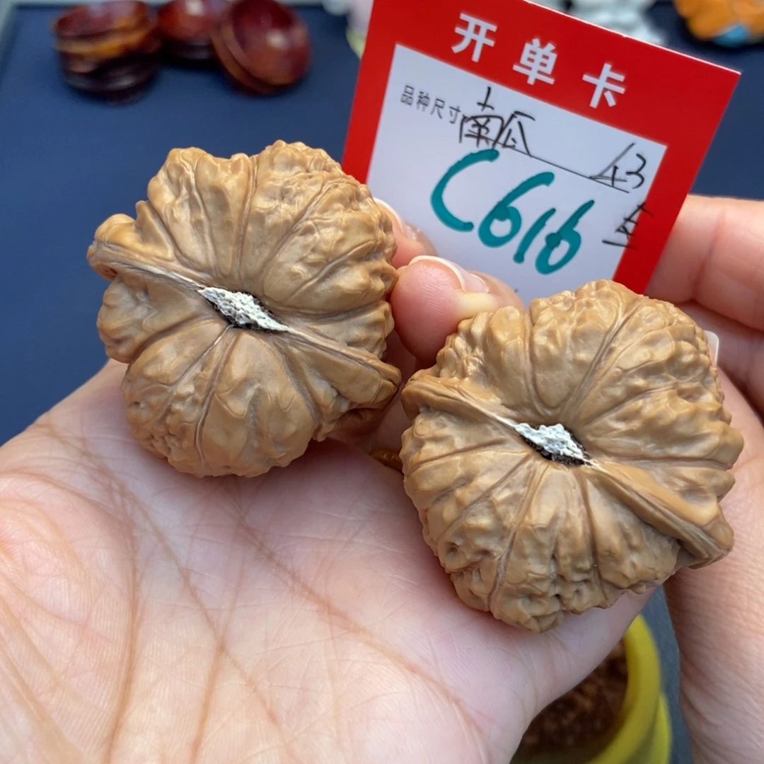 文玩核桃吊坠文玩核桃