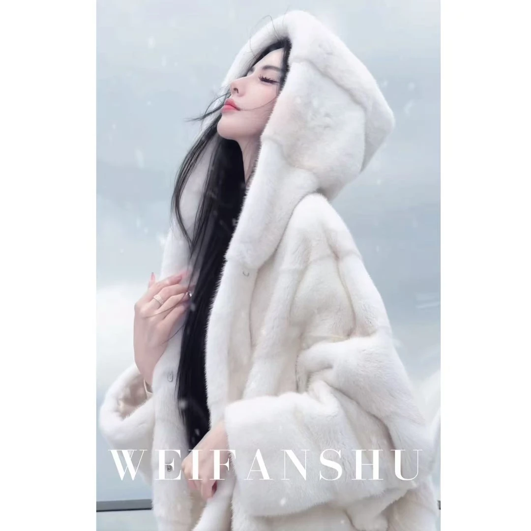 WEIFANSHU/魏凡舒【漫步阿勒泰】新款本色珍珠十字水貂皮草外套