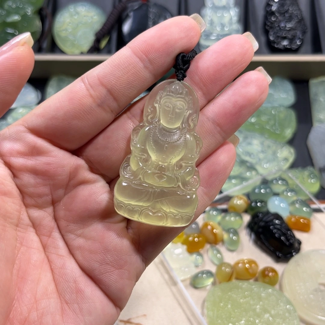 未镶嵌蛇纹石玉颈饰