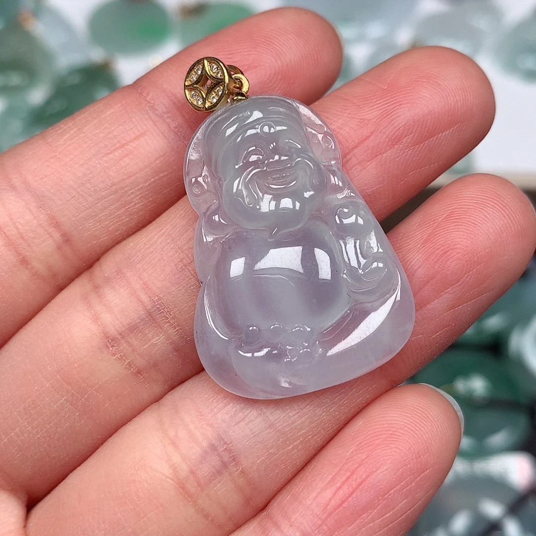 翡翠颈饰未镶嵌财神