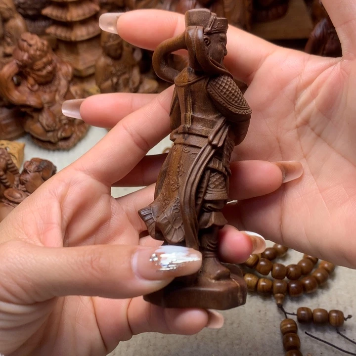 檀香木其他老山檀香手把件瑕疵