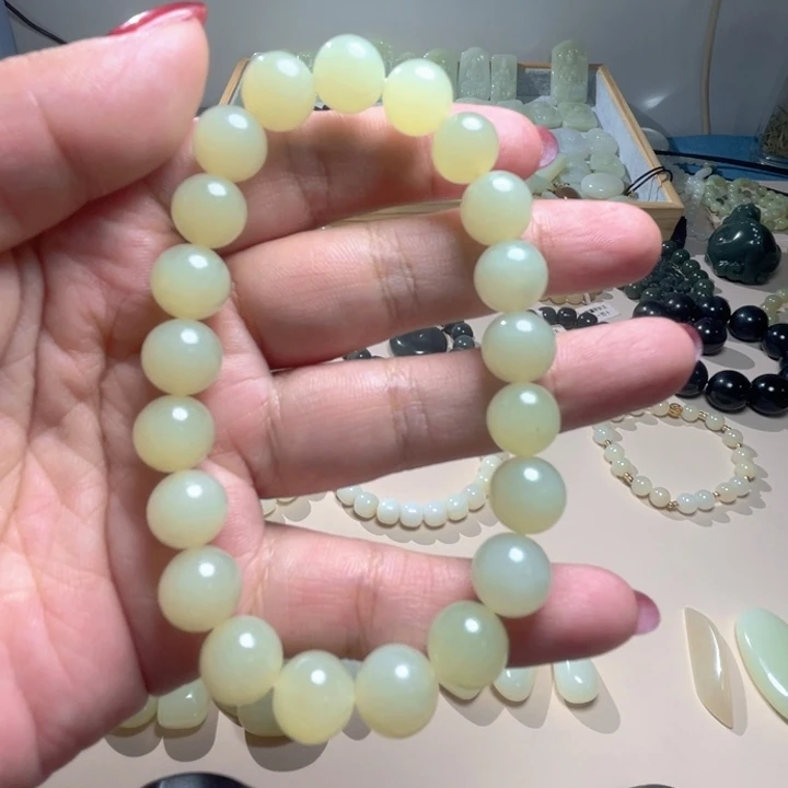 未镶嵌和田玉（糖玉）珠宝半成品