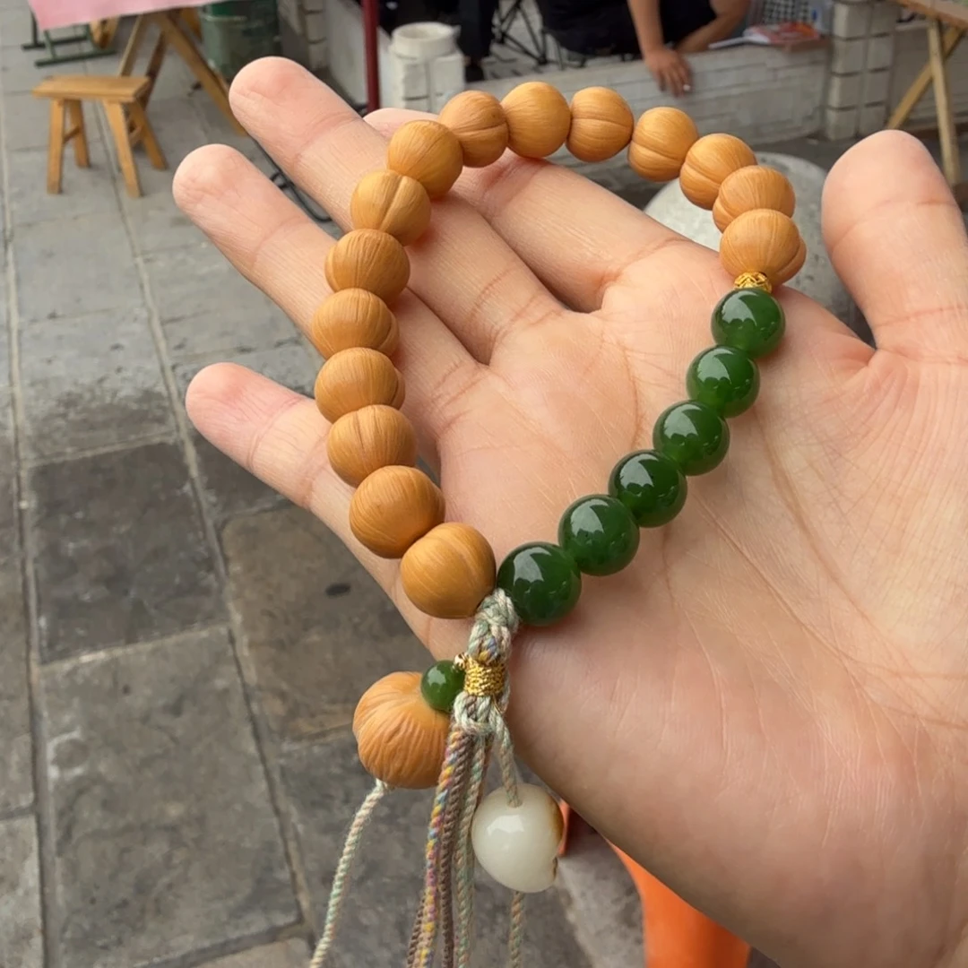 和田玉未镶嵌颈饰碧玉猴头手串门总多样性拍一发一