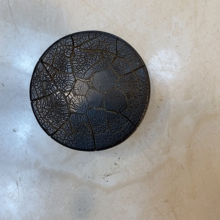 你***心有机玻璃龟纹石手把件