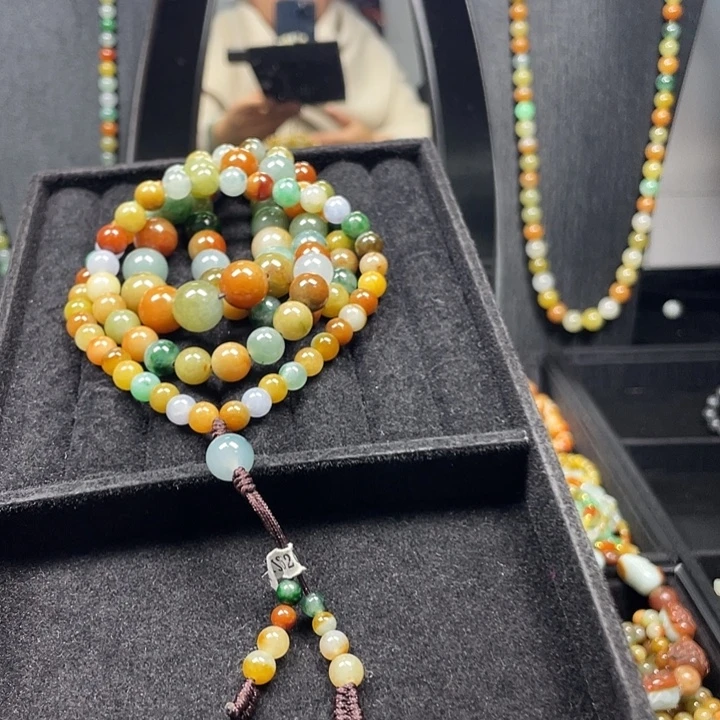 翡翠未镶嵌颈饰项链