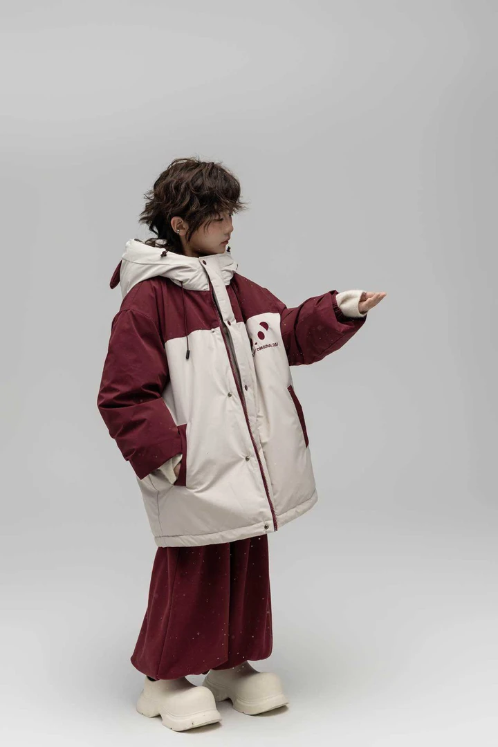 607儿童冬季新款 熊猫绣花拼接羽绒服