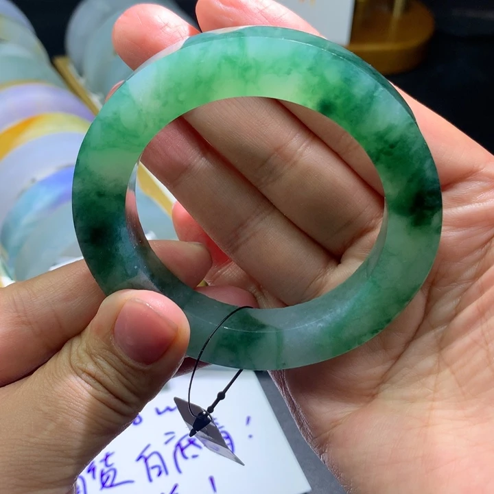 定制翡翠未镶嵌翡翠手镯分单