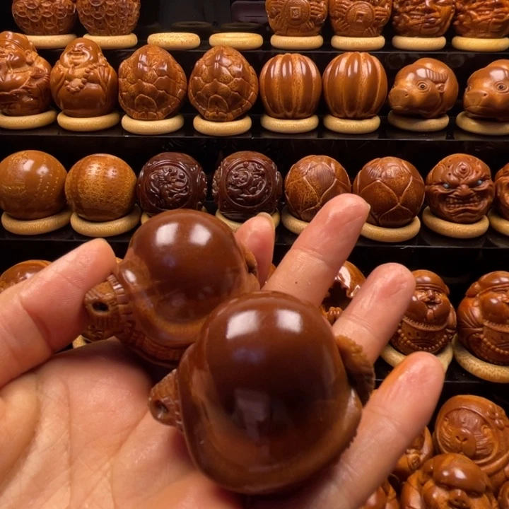 用***5核桃手持手把件手球