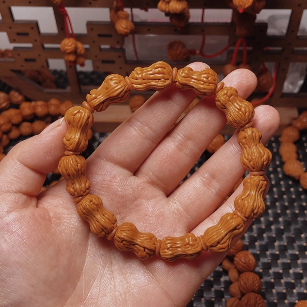 木质类龙纹桃枭手串