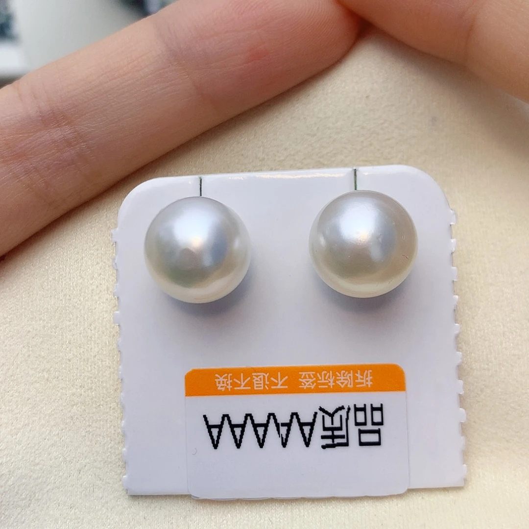 耳饰18K金镶嵌海水珍珠W34