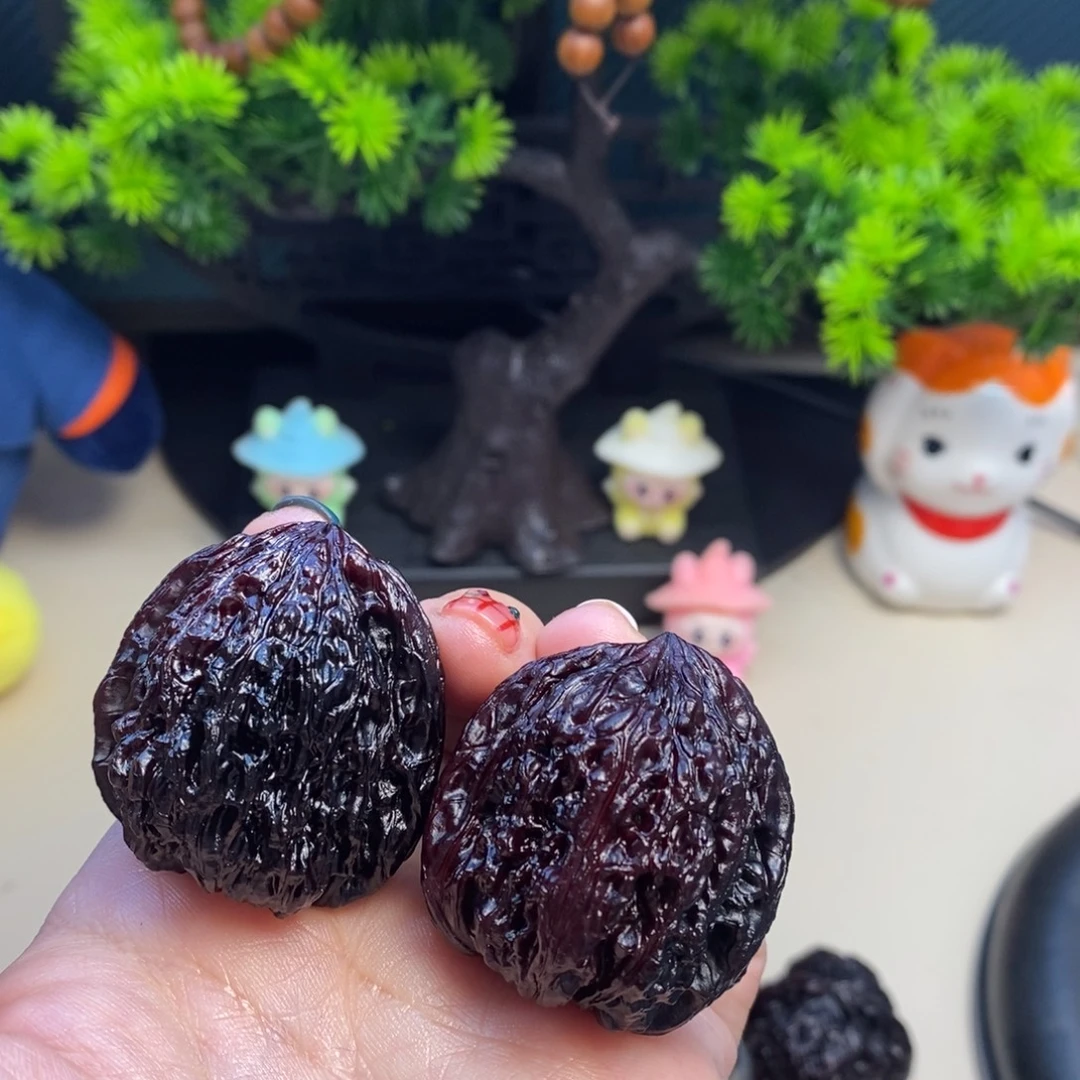 文玩核桃吊坠地闷南疆石37尺