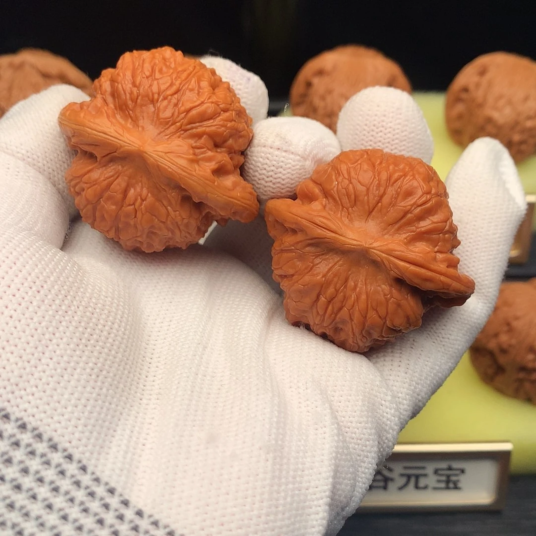 文玩核桃吊坠516号血麒麟练手对