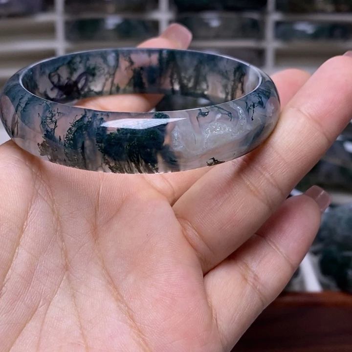 玛瑙/玉髓手镯未镶嵌辛*