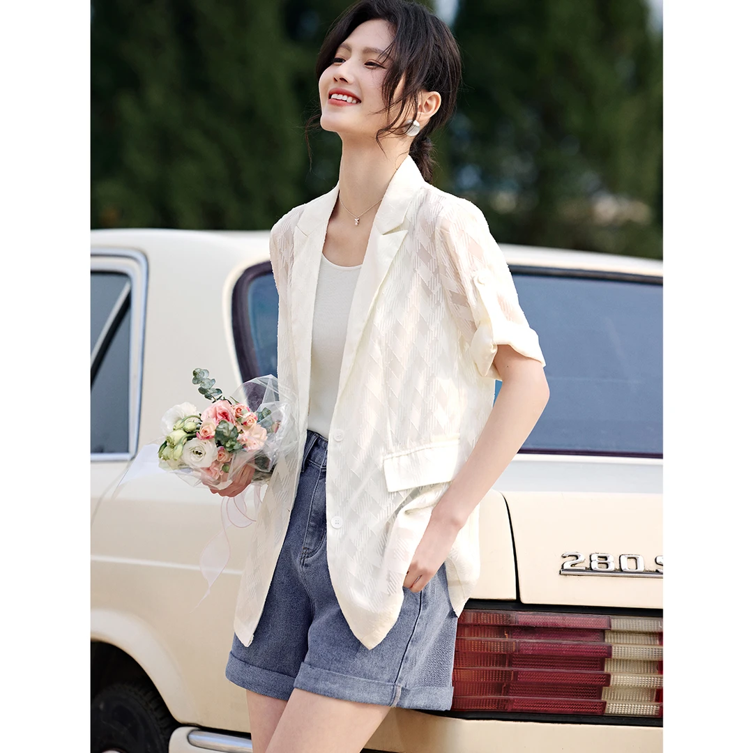 XWI/欣未2025夏女装时尚戗驳领百搭西装外套气质通勤肌理西装3397