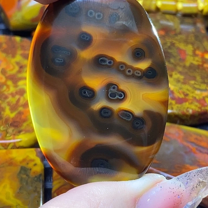 玛瑙/玉髓颈饰未镶嵌