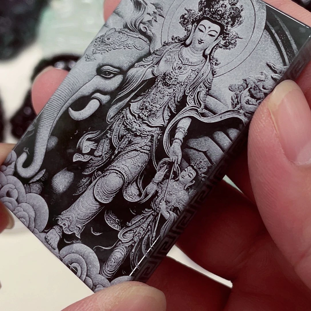 翡翠未镶嵌颈饰先鉴后发一物一证