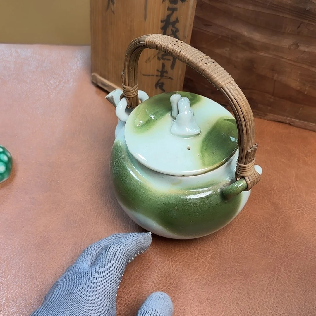 紫砂瑾煜古美术，欢迎各位老板旺***山