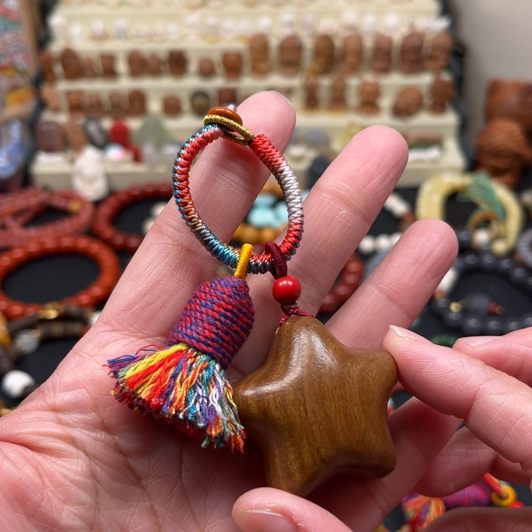 维腊木（绿檀）把件单个星星