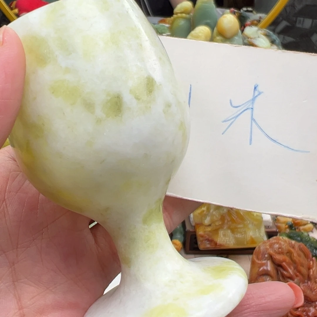 见****岫玉未镶嵌挂件挂件