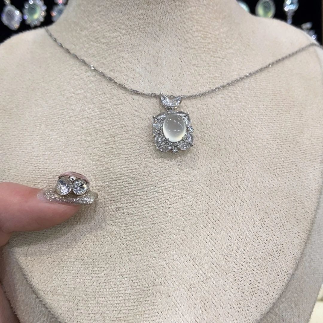 蛇纹石玉银S925镶嵌颈饰