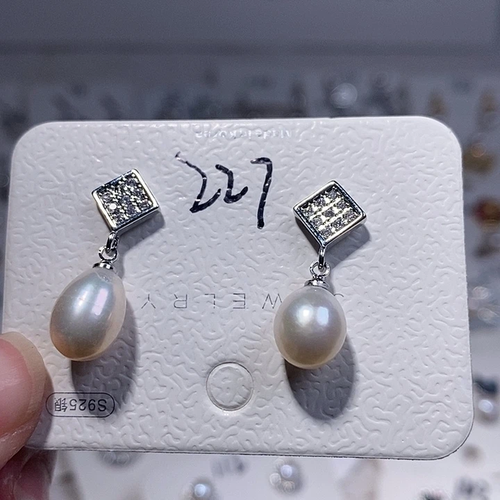 淡水珍珠耳饰未镶嵌