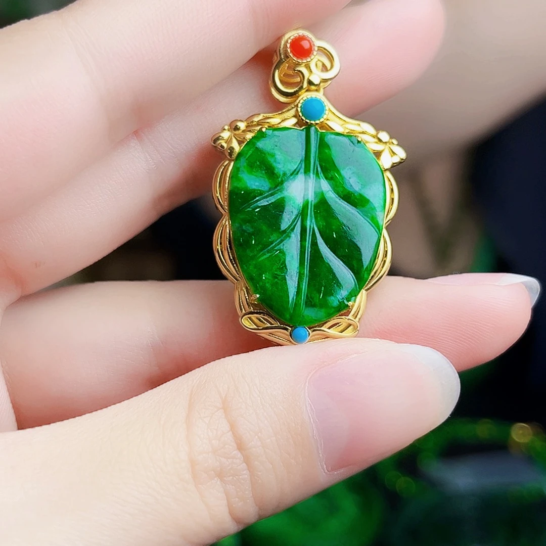 颈饰银S925镶嵌翡翠多样性