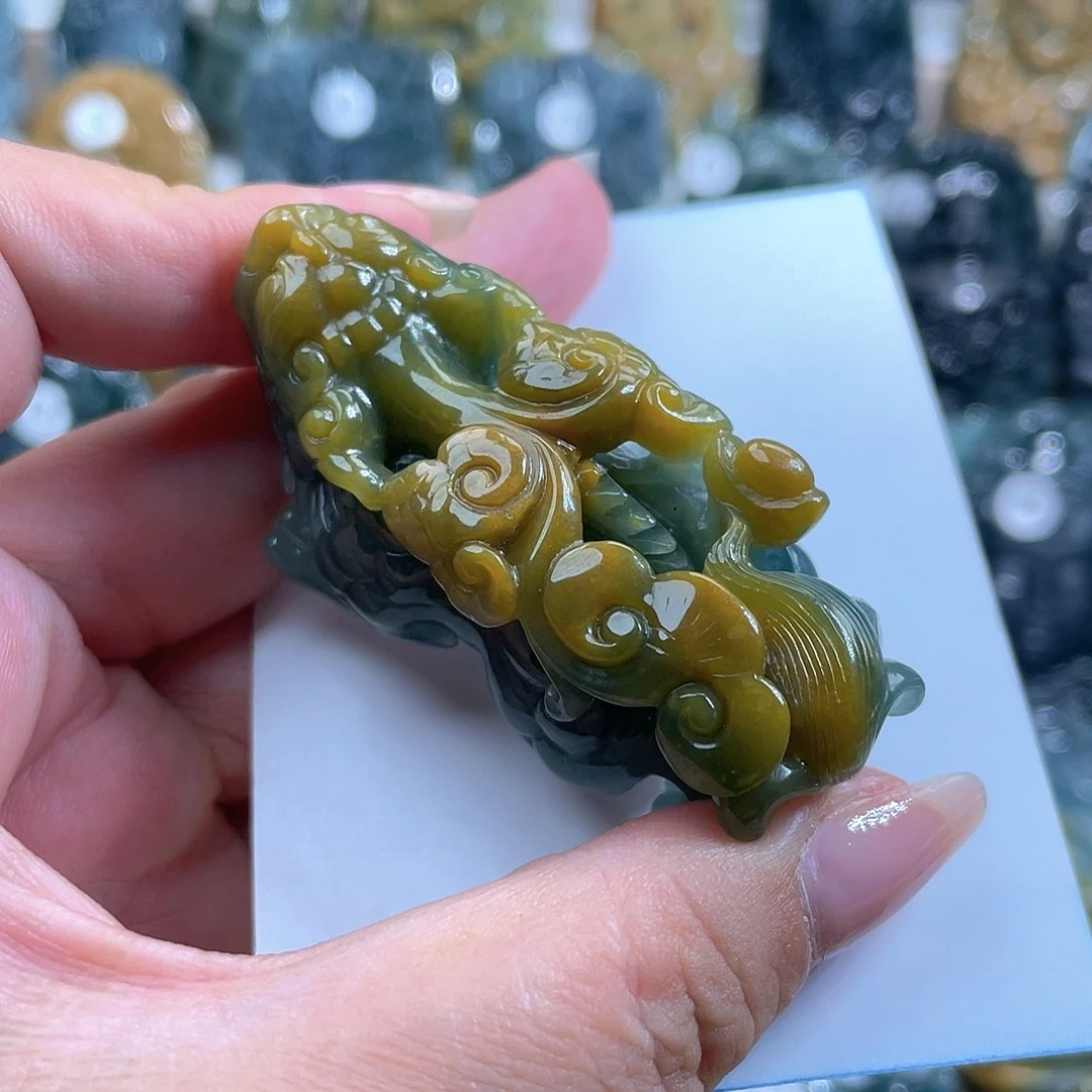 爱***后翡翠未镶嵌颈饰翡翠