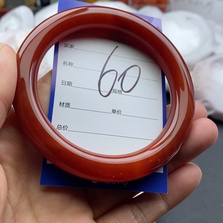 未镶嵌手镯石英质玉