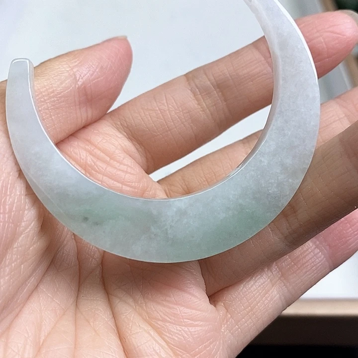 翡翠未镶嵌颈饰天然翡翠73