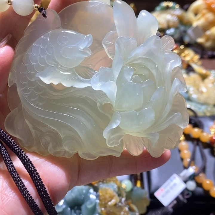 岫玉未镶嵌毛衣链