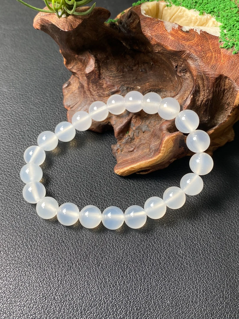 玛瑙玉髓手串8mm多样性发1不带证书