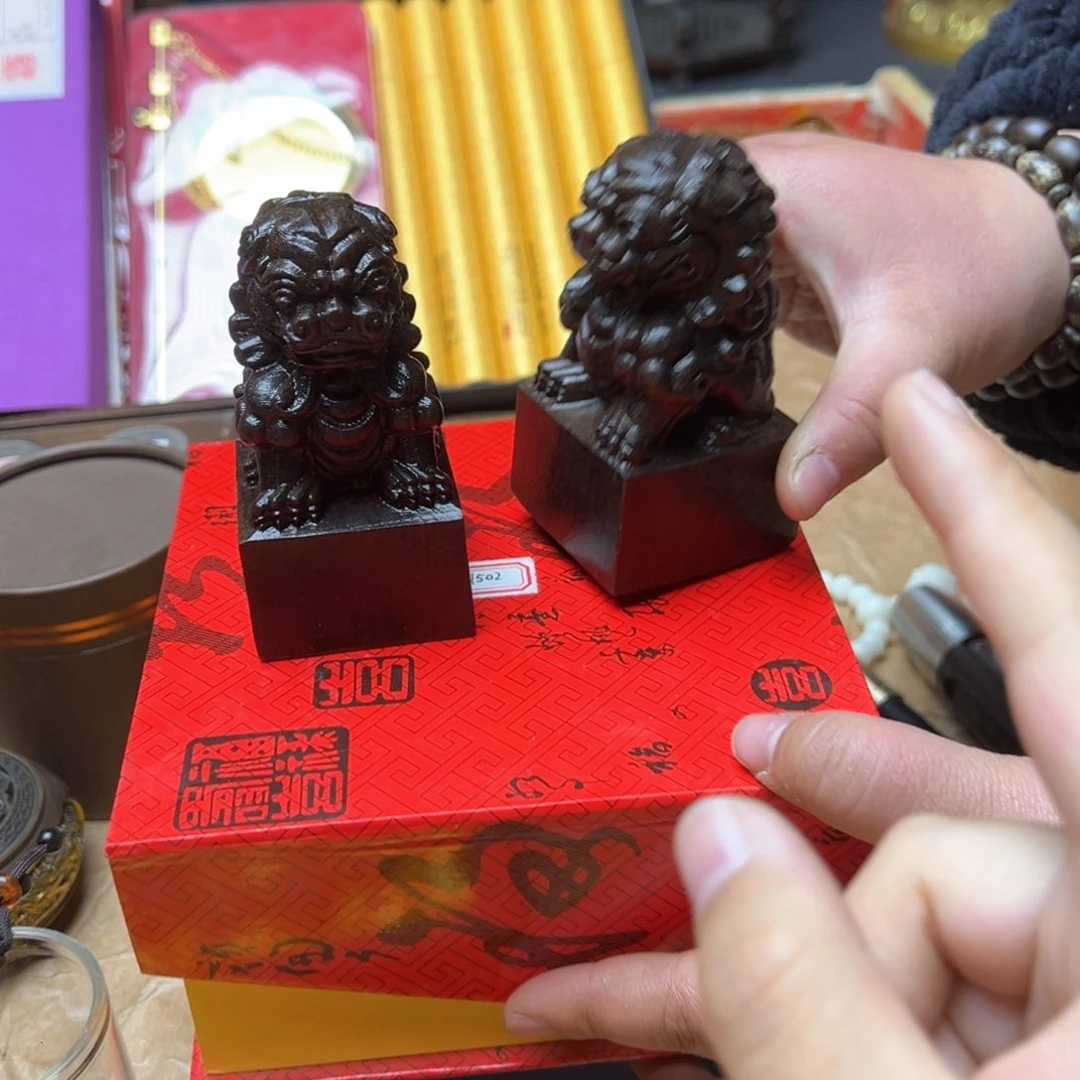 大叶紫檀（黑酸枝木类）