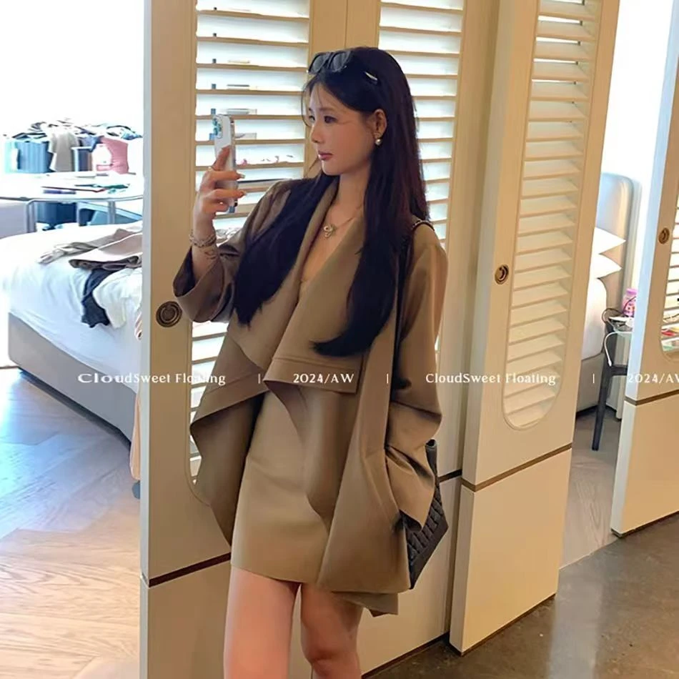 卡其色风衣外套女秋季新款收腰显瘦纯色英伦风小个子翻领大衣女