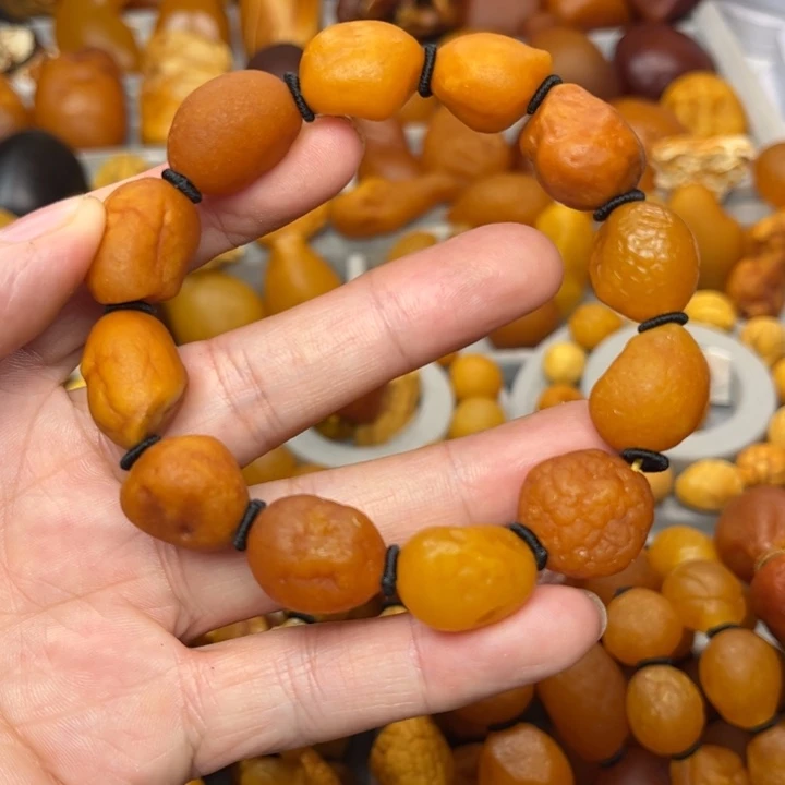 琥珀未镶嵌裸石天然蜜蜡手串