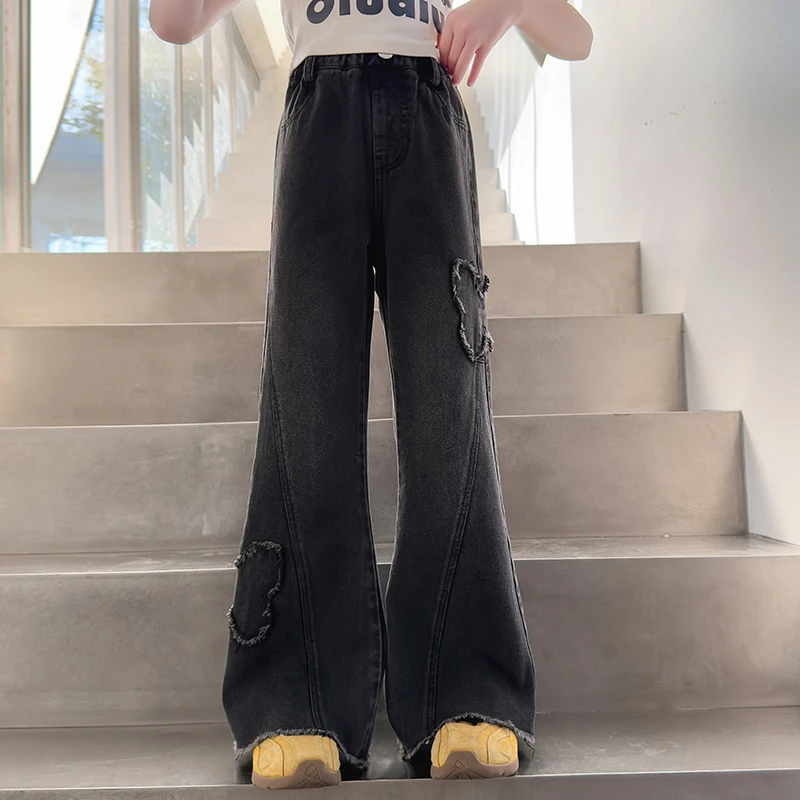 女童蝴蝶贴布牛仔微喇叭裤韩范洋气2025新款中大童时尚百搭长裤子