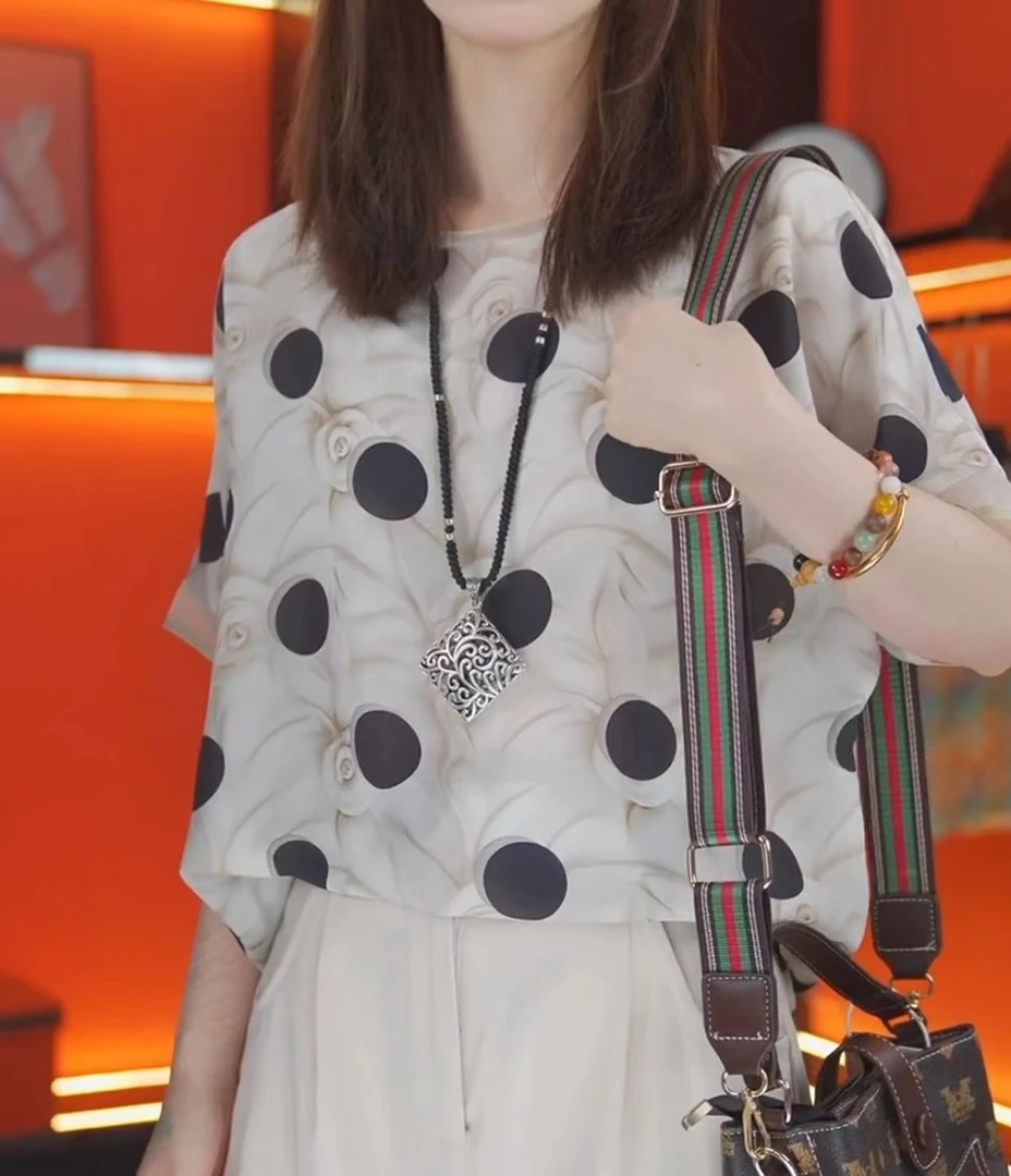 2025新款月下白茶花夏季减龄时尚设计师款上衣