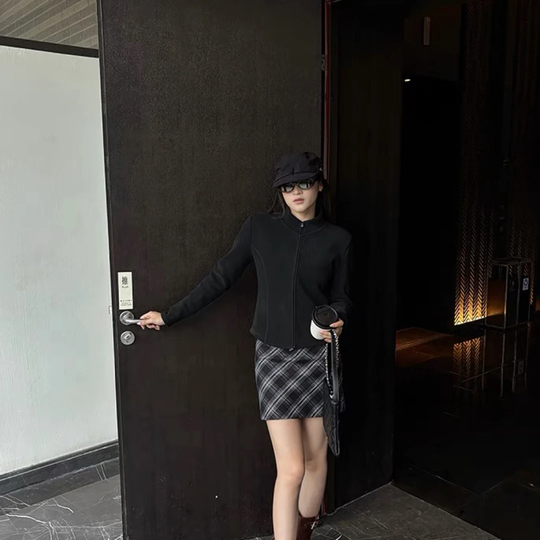 65款加绒加厚修身拉链卫衣女秋冬季户外运动防风连帽上衣