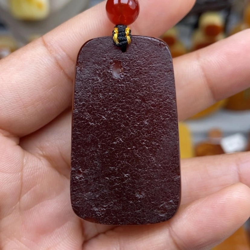 【闪购商品】琥珀颈饰未镶嵌